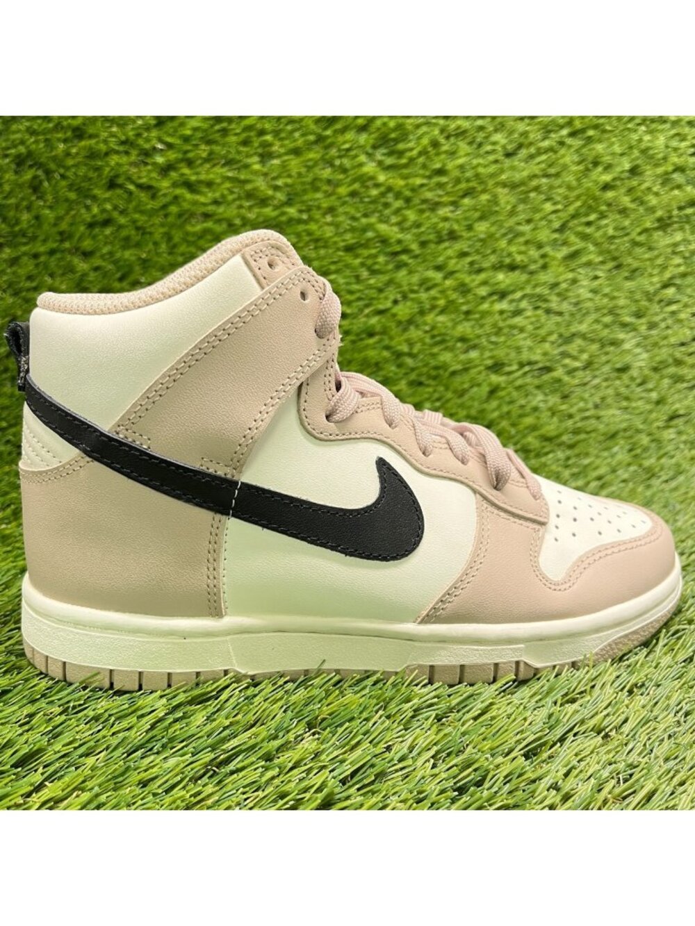 Nike Dunk High Womens Size 5 Sail Pink Black Athletic Leather Shoes Sneakers